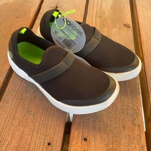 OOFOS Women’s recovery shoes
